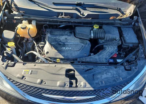 2019 Chrysler Pacifica Touring L z USA, uszkodzony, nr VIN 2C4RC1BG0KR507116